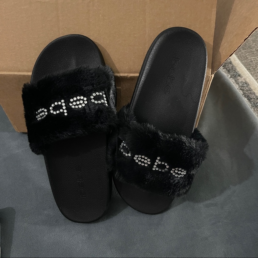 NWT Black bebe slides - Size 8